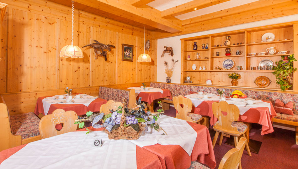 Home House Franzele Directly At The Ski Slope In Soelden